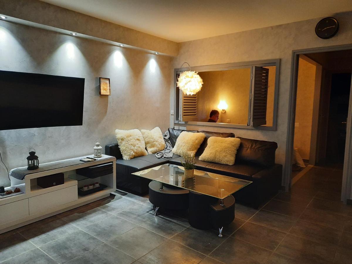 Naturist Village, Beach Side, Ground Floor Apartment แอกด์ ภายนอก รูปภาพ