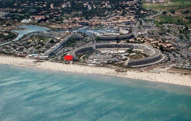Naturist Village, Beach Side, Ground Floor Apartment แอกด์ ภายนอก รูปภาพ